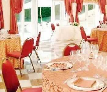 Pagoda 4*