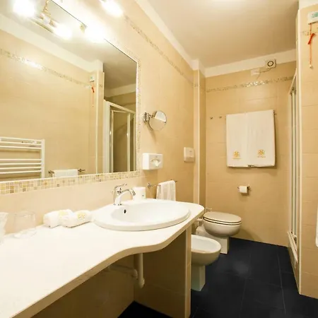 Pagoda Otel 4*